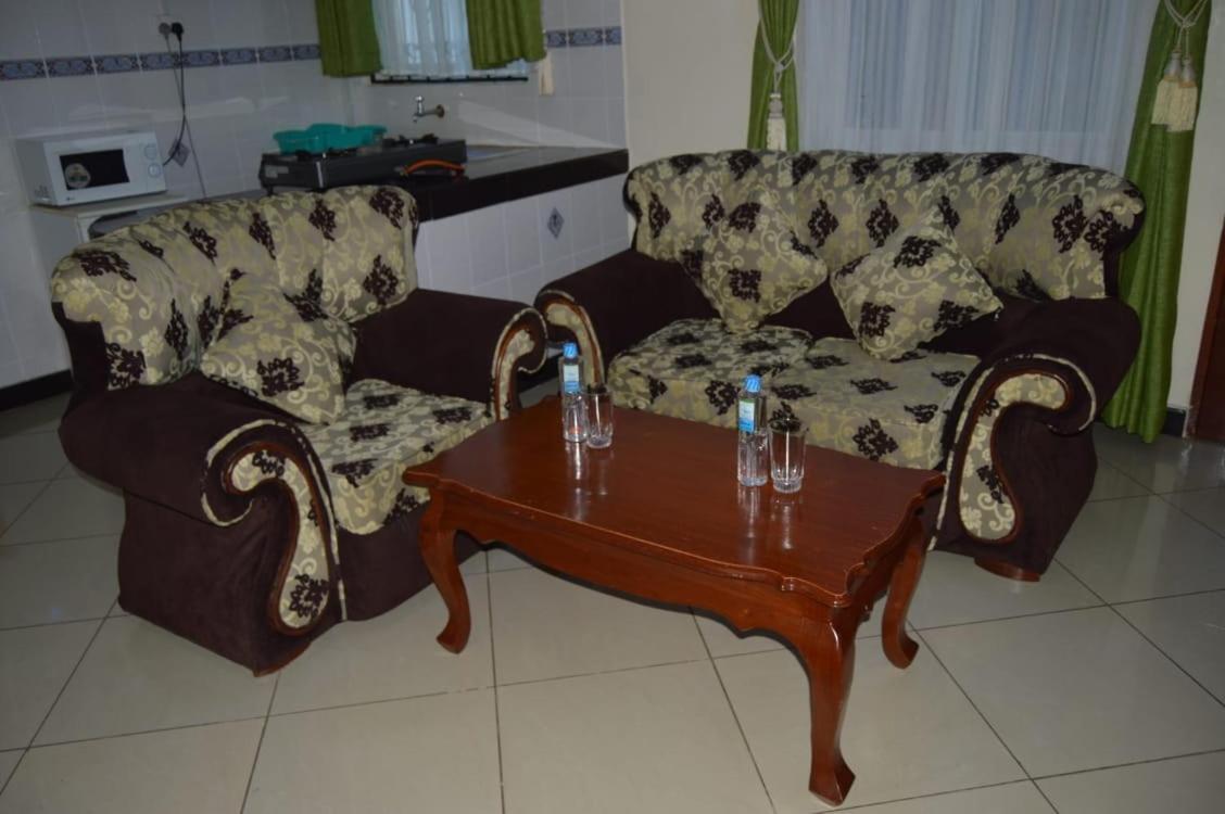 Prime Comfort Hotels & Apartments Mtwapa Buitenkant foto