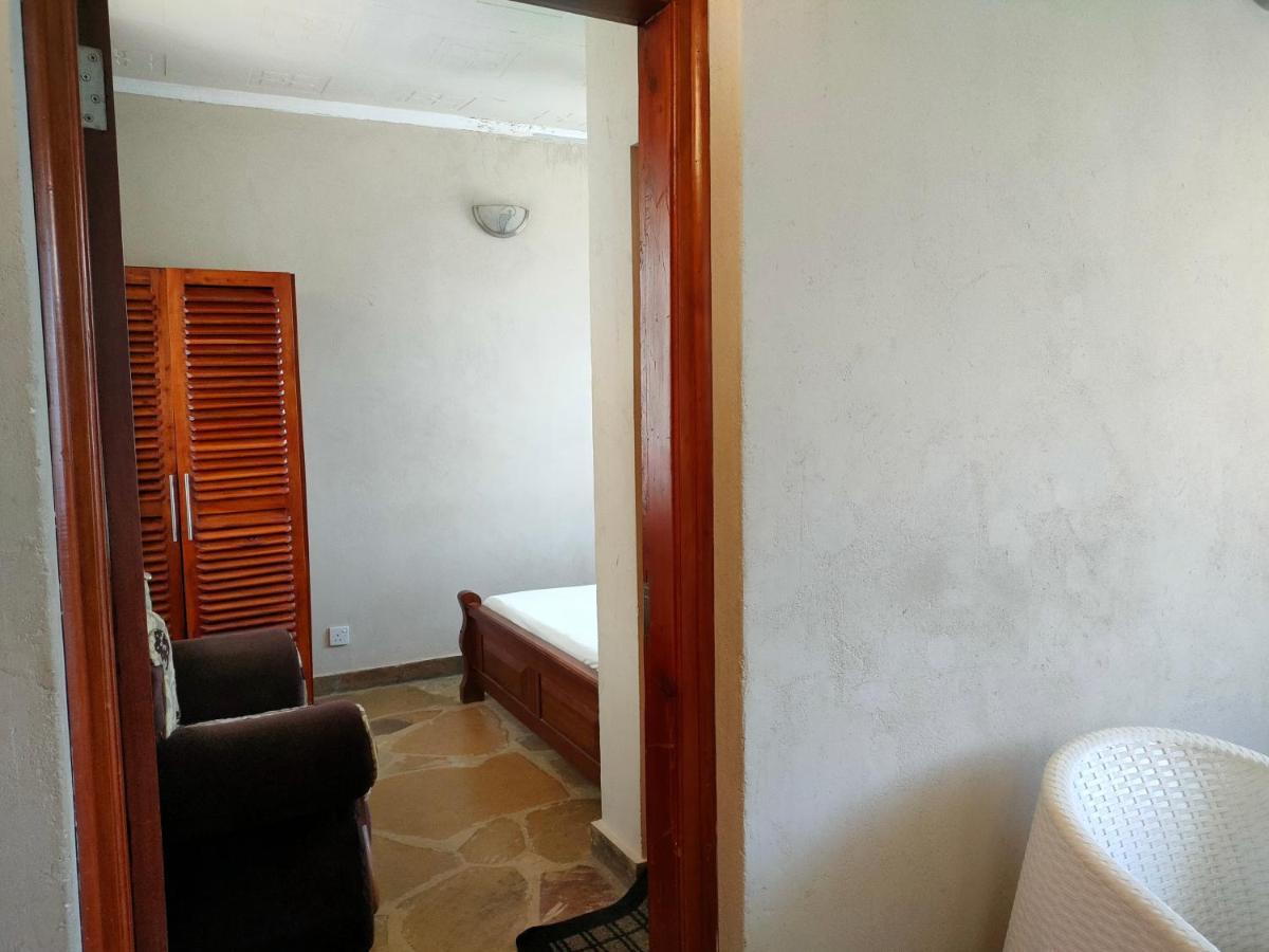 Prime Comfort Hotels & Apartments Mtwapa Buitenkant foto