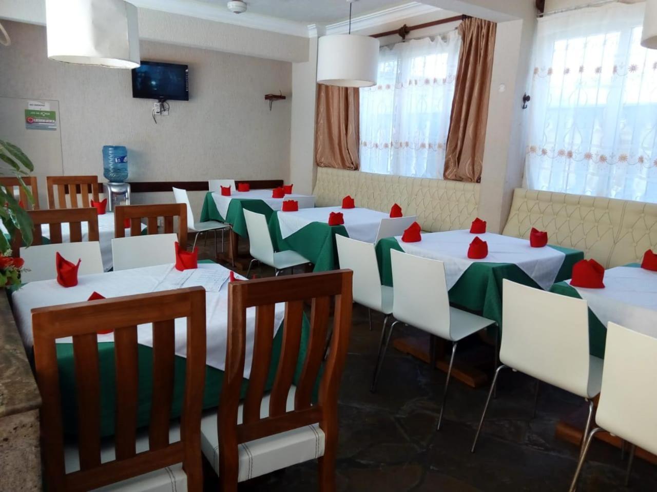 Prime Comfort Hotels & Apartments Mtwapa Buitenkant foto